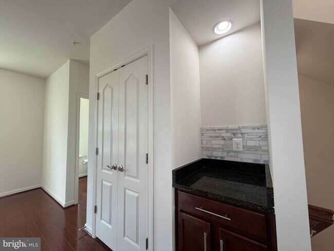 Building Photo - 12708 Longford Glen Dr