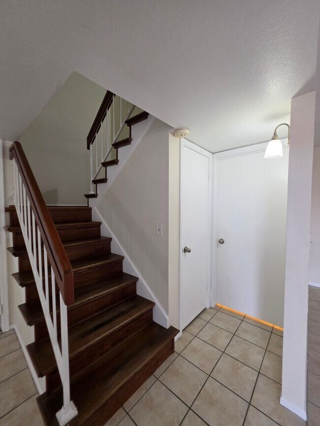 Building Photo - 2834 S Ext Rd