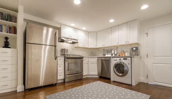 Primary Photo - 232 1/2 3rd St