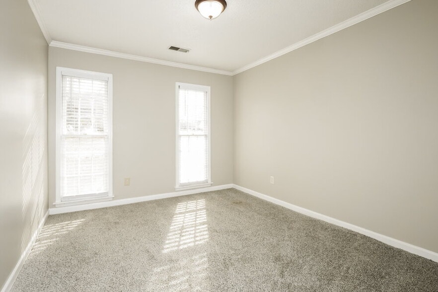Building Photo - 7026 Cross Timber Ln