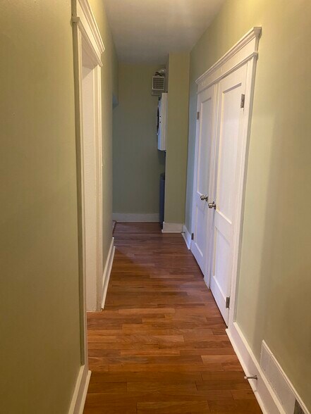 Hallway - 18 N Spring St