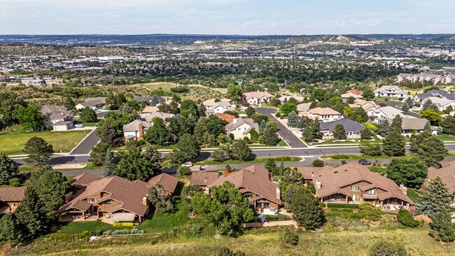 Building Photo - 1172 Hill Cir