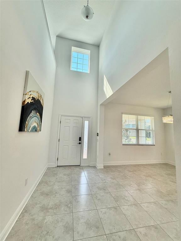 Building Photo - 12189 Nouveau Ave