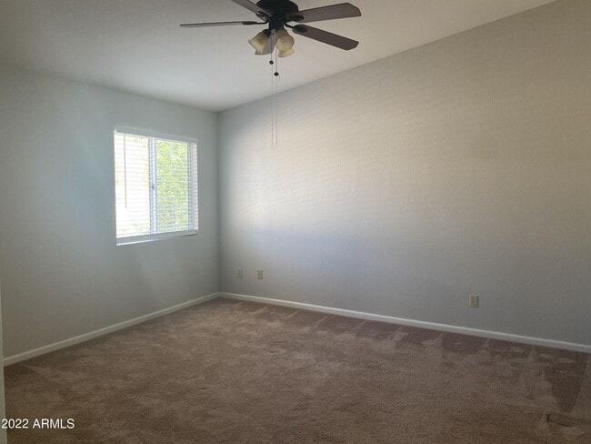 Building Photo - 1515 E Beacon Dr