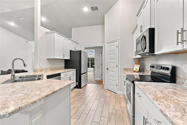 Building Photo - 6644 SW 179th Ct Rd
