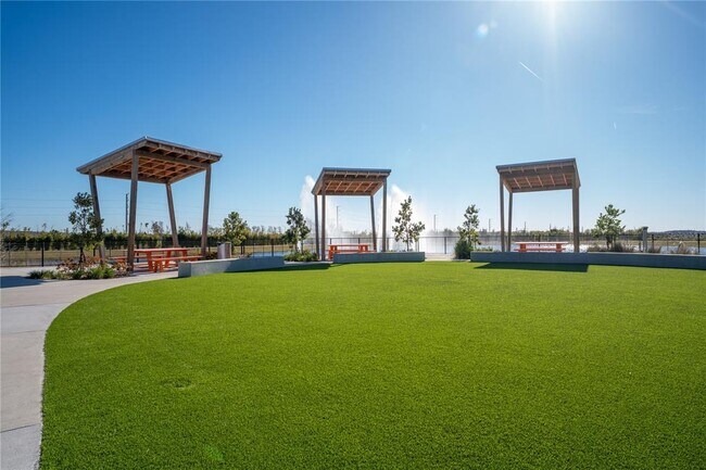 Building Photo - 7029 Rosy Sky Ave