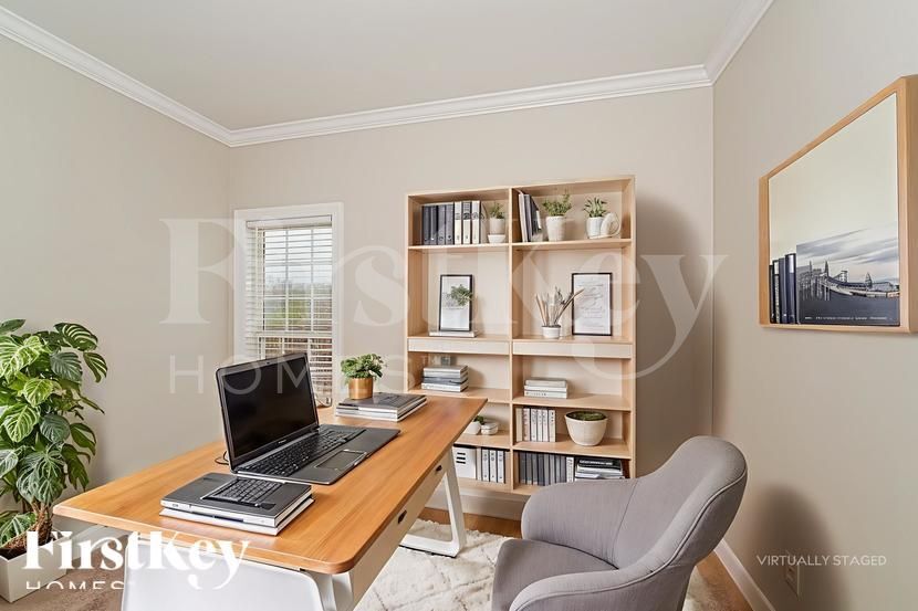 Building Photo - 136 Silverstone Ln