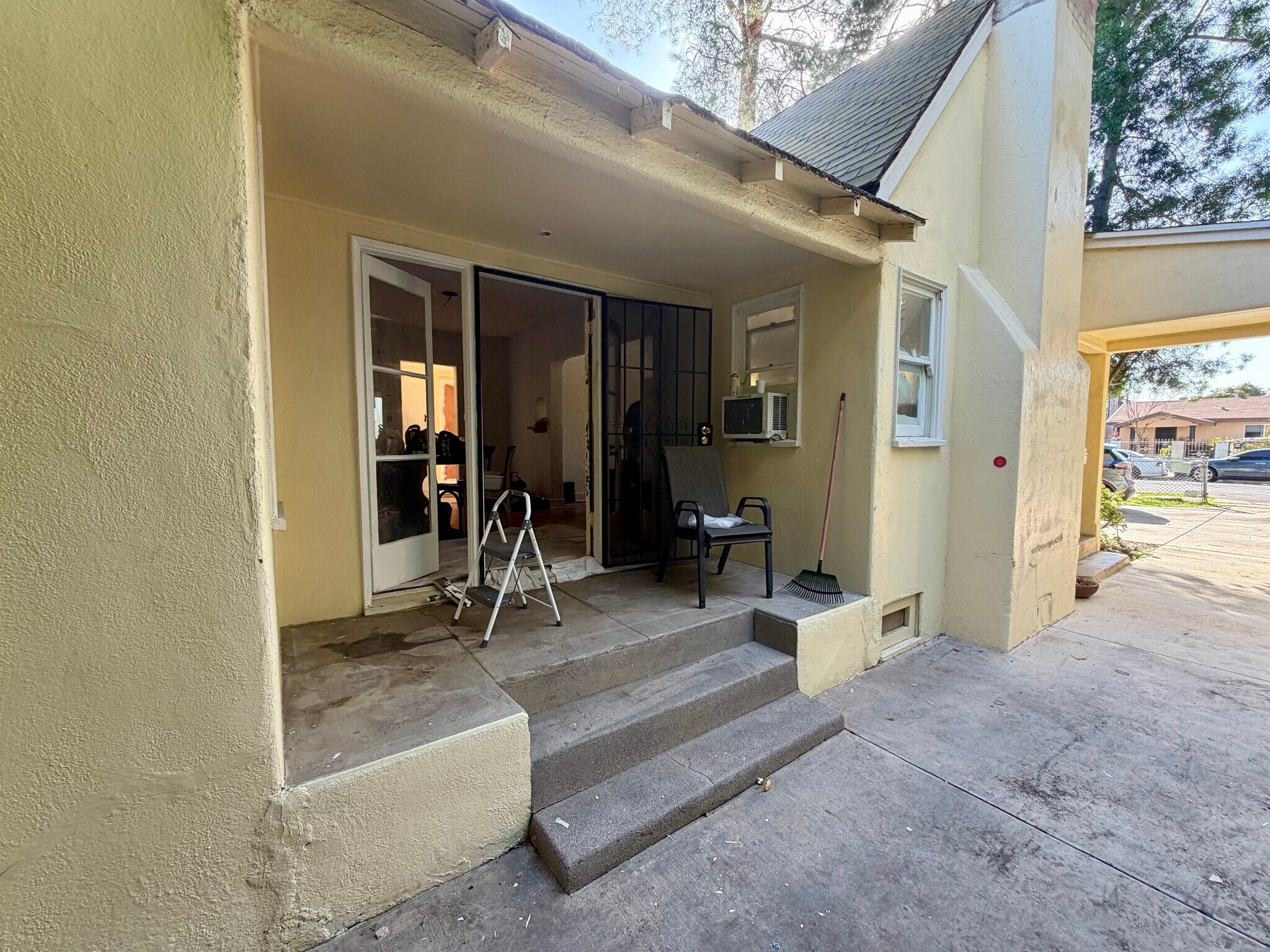 Building Photo - 14119 Erwin St