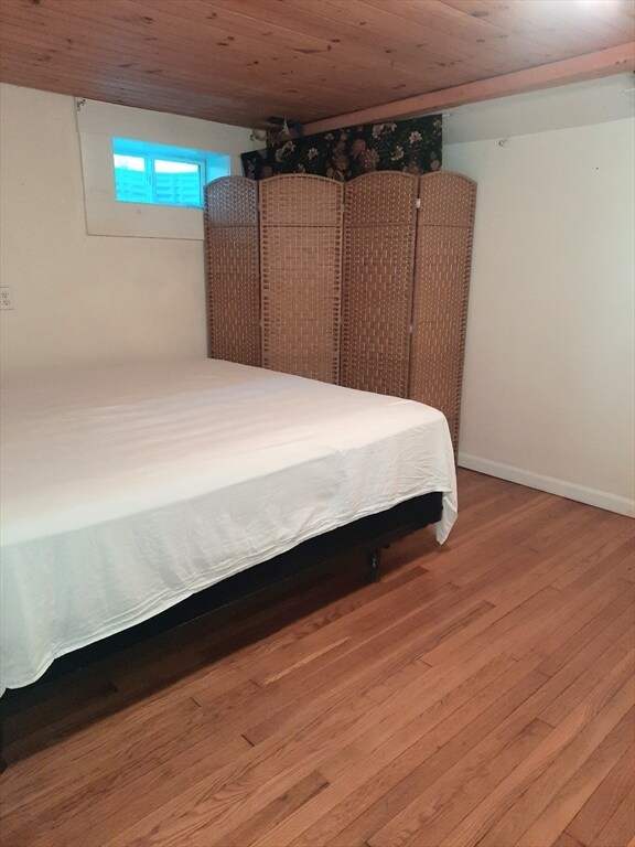 Building Photo - 290 Elm St