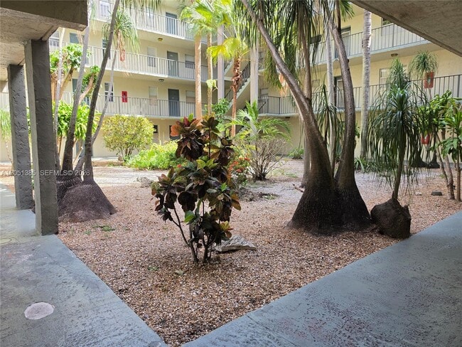 Building Photo - 1820 SW 81st Ave