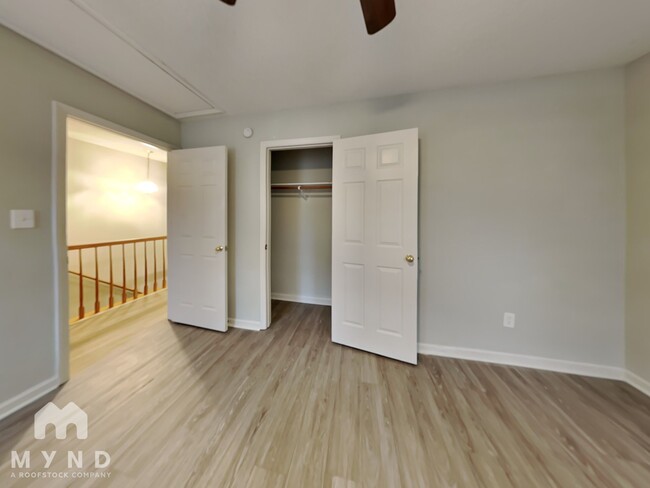 Building Photo - 606 Blazing Star Ct