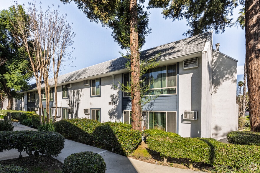 Building Photo - Hills at Hacienda Heights