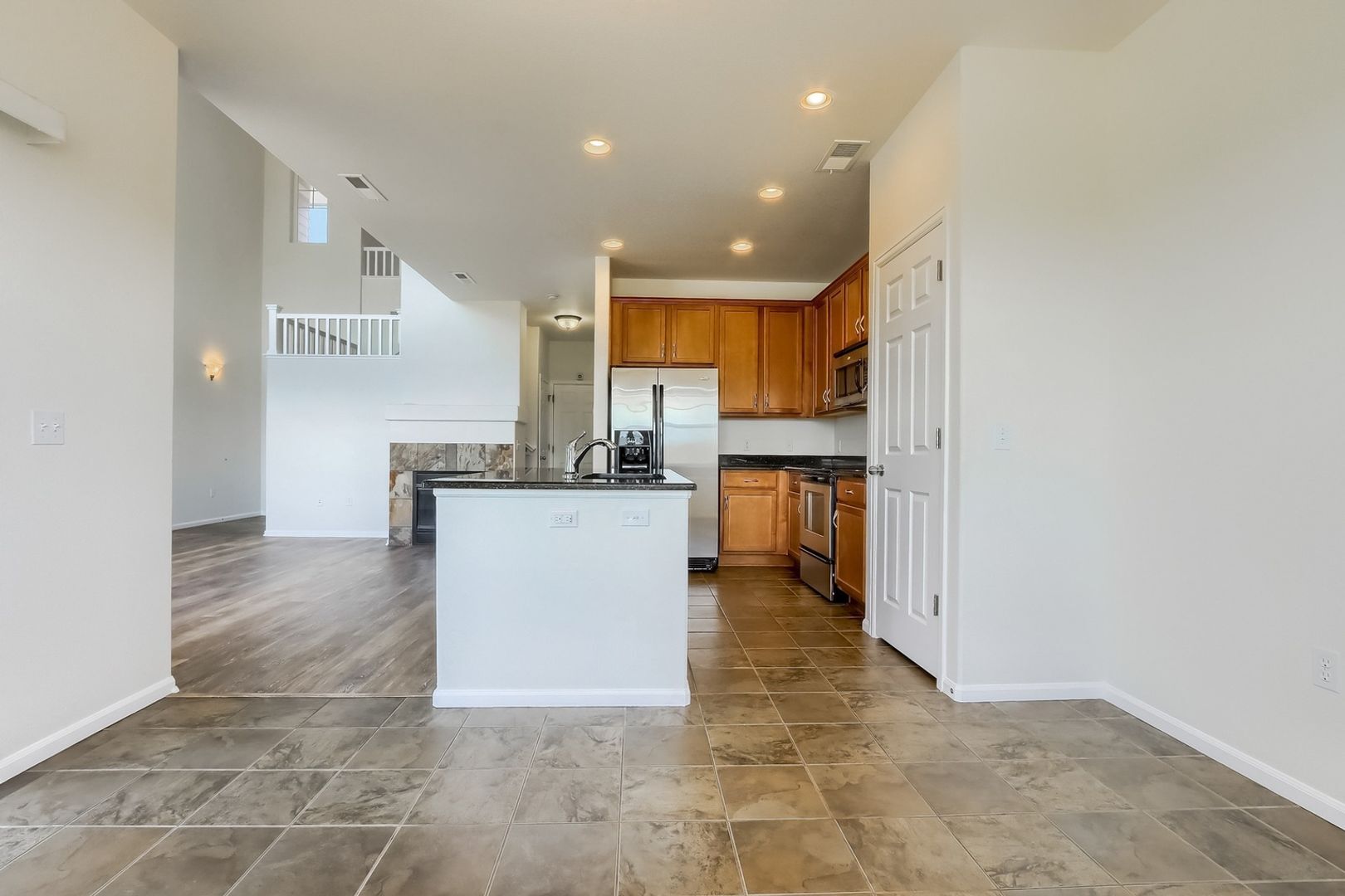 Building Photo - 3681 S Perth Cir