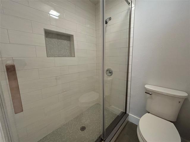 Building Photo - 2535 Wedglea Dr