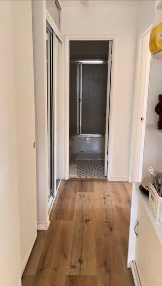 Building Photo - 2807 Pelham Pl