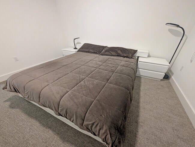 Interior Photo - 1330 Federal Ave