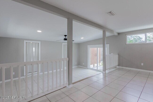 Building Photo - 5640 Coppedge Ave