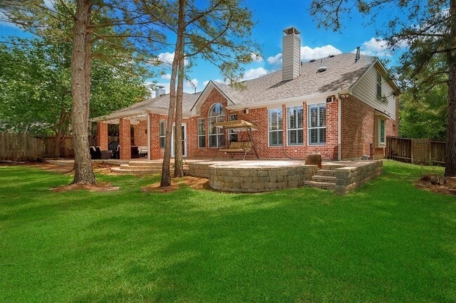 Building Photo - 79 E French Oaks Cir