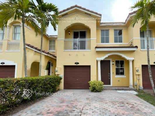 Building Photo - 877 SW 149th Ct