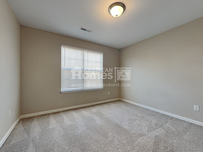 Building Photo - 4983 Old Towne Village Circle