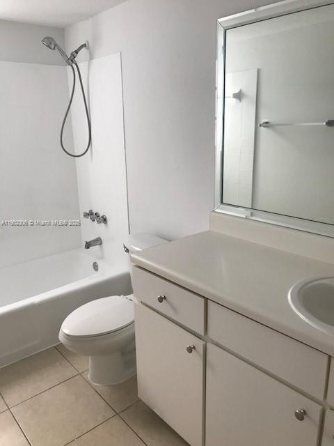 Building Photo - 5122 NW 79th Ave