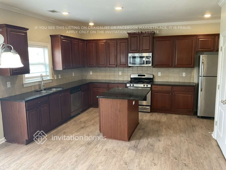Building Photo - 6324 Stonelake Dr SW