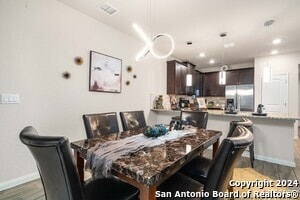 Building Photo - 100 Hunters Cp