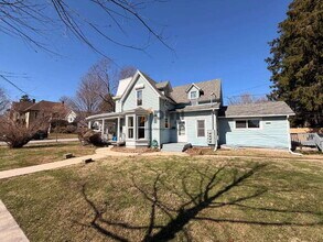 Building Photo - 302 Lafayette St