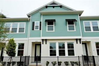 Building Photo - 4329 Roush Ave