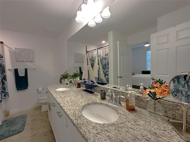 Building Photo - 14091 Heritage Landing Blvd