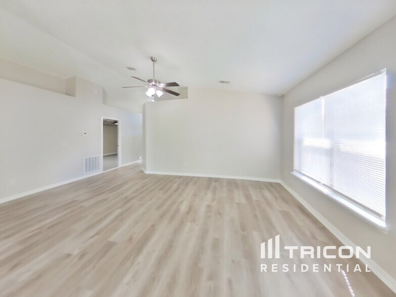Building Photo - 1532 Irishwood Ct