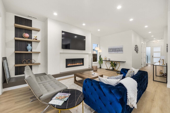 Building Photo - 11612 SE 196th St