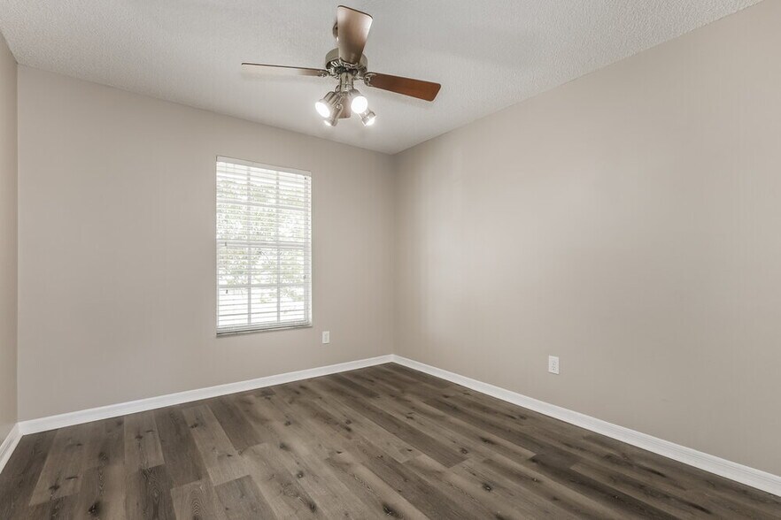 Building Photo - 2601 Berryvine Pl