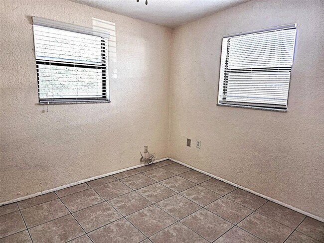 Building Photo - 9172 Orchid Dr