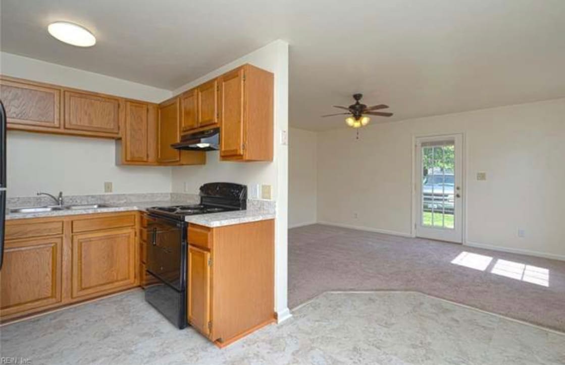 Building Photo - 3544 Clover Meadows Dr