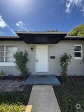 Building Photo - 2425 Austin Ave
