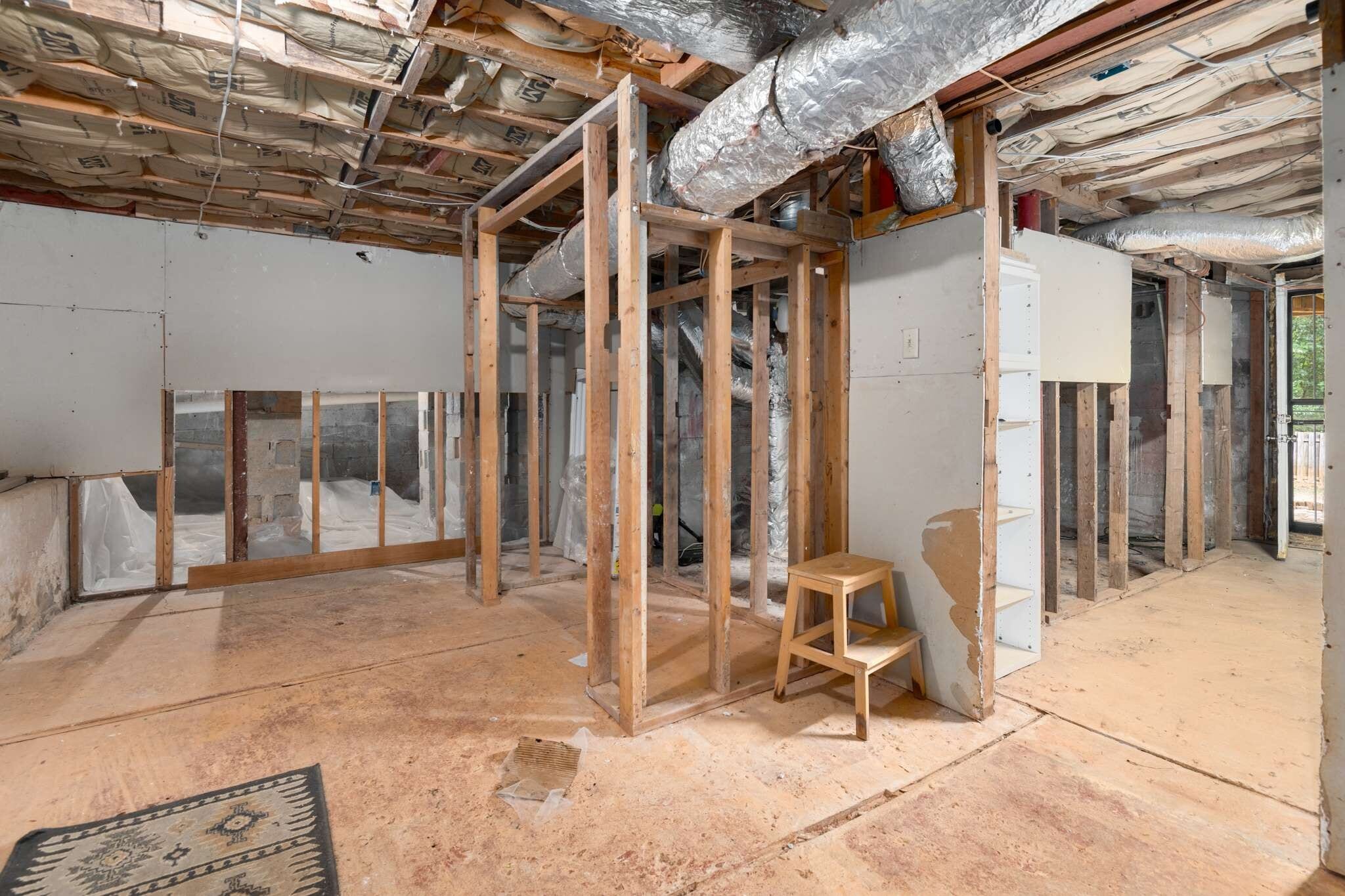 Building Photo - 2046 Settle Cir SE