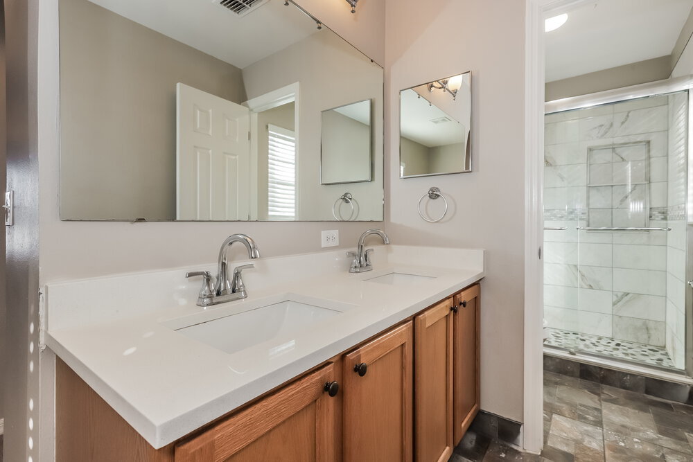 Building Photo - 8240 Settles Crk Lp