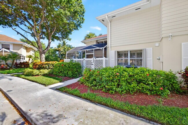 Building Photo - 4204 Roxbury Ct