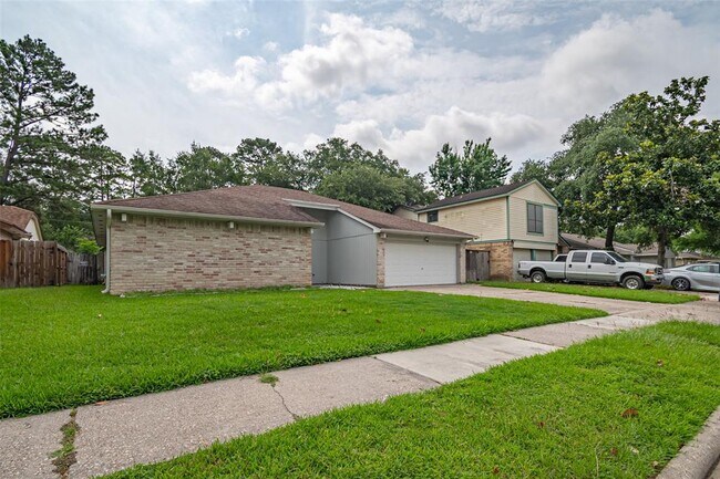 Building Photo - 21306 Castlemont Ln