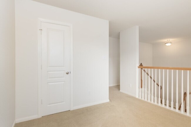 Building Photo - 1616 Grable Cove Ln