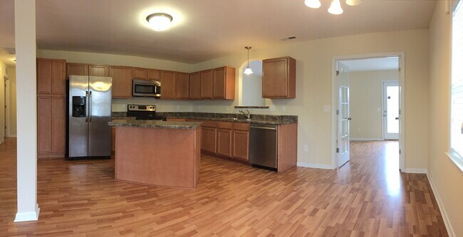 Building Photo - Lavish on Limestone!
