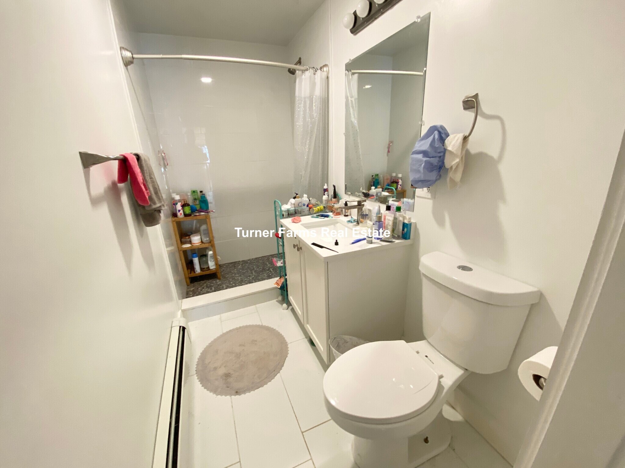 Building Photo - 21 Moraine St