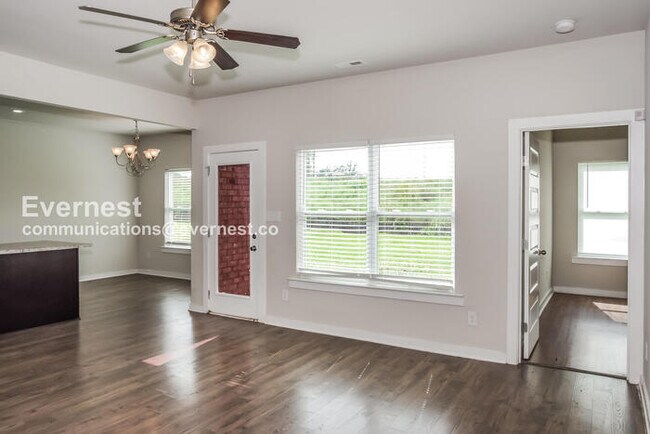 Building Photo - 120 Grip Dr