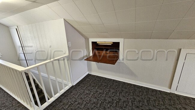 Building Photo - 436 36th St NE