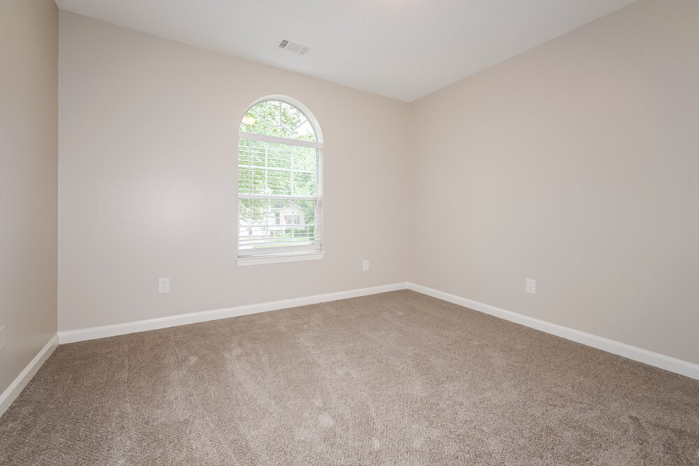 Building Photo - 317 Brookside Dr
