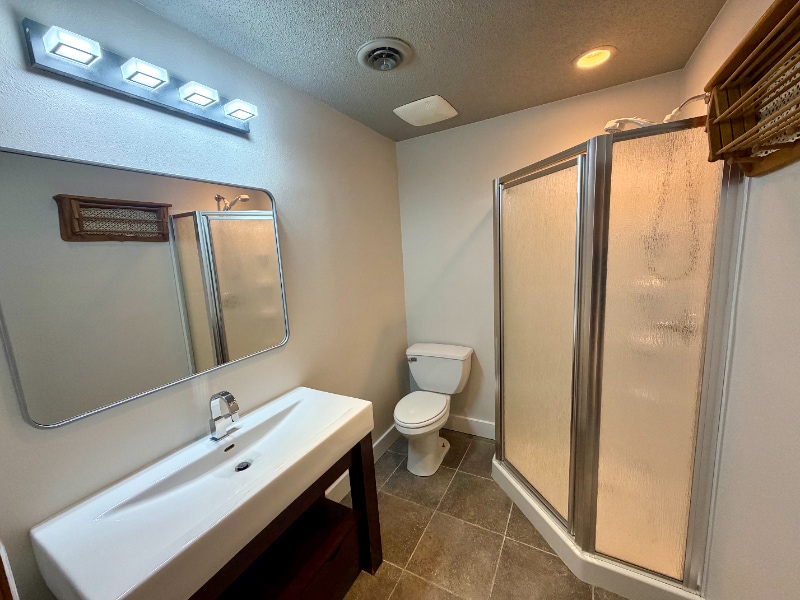 Building Photo - 401 3rd St