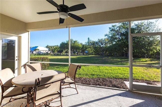 Building Photo - 9282 Palm Island Cir