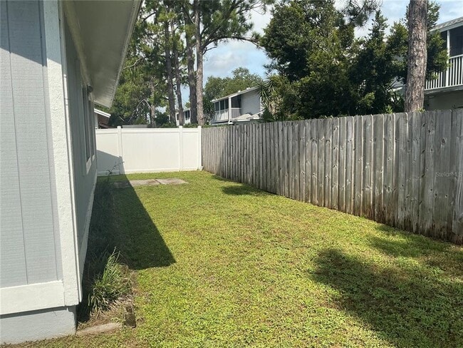 Building Photo - 3177 Whispering Dr S