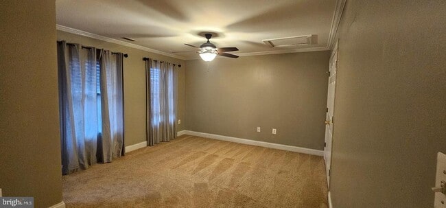 Building Photo - 123 Van Gogh Terrace